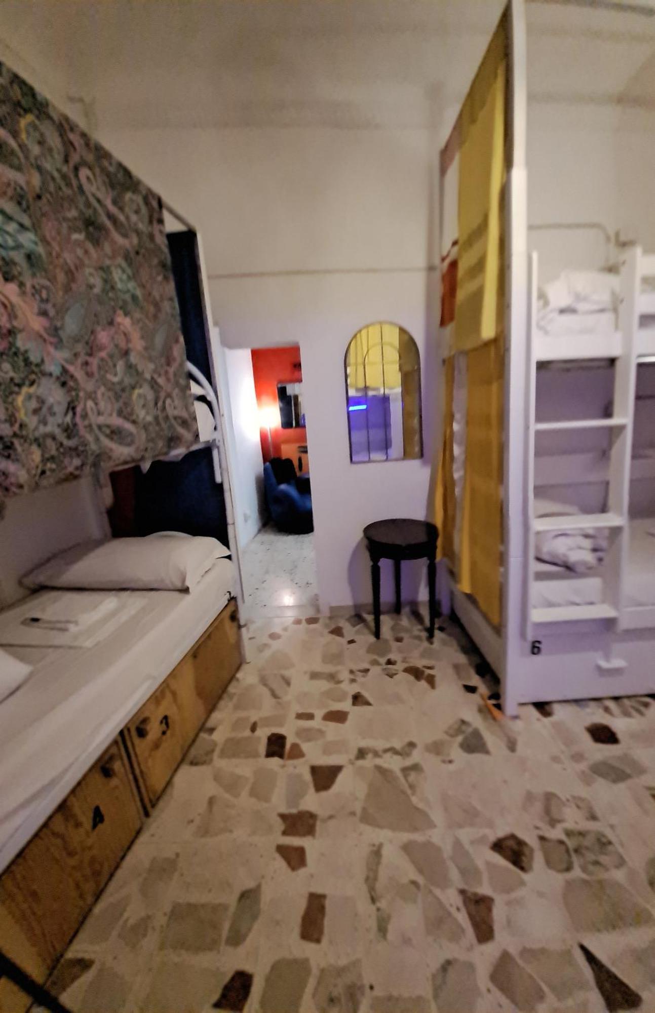 Ostello Exclusive Dependance Palermo Pokoj fotografie